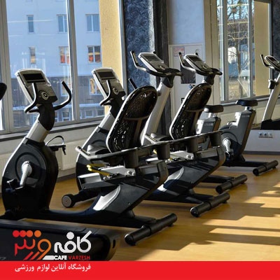 دوچرخه باشگاهی ایستاده یا دوچرخه باشگاهی نشسته؟