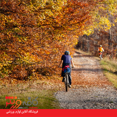 دوچرخه سواری در پاییز
